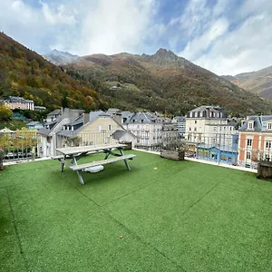 Place De La Mairie T2 Type Loft 70m2 Terrasse 35m2 Cauterets